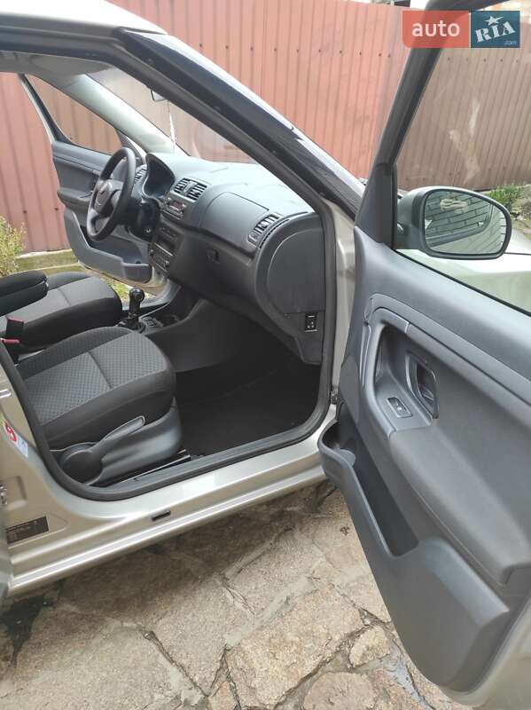 Мікровен Skoda Roomster 2012 в Умані