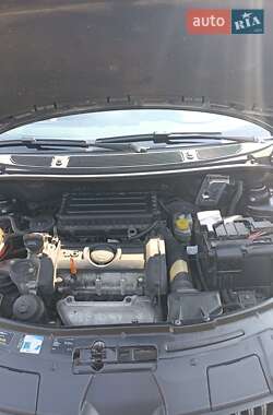 Микровэн Skoda Roomster 2008 в 