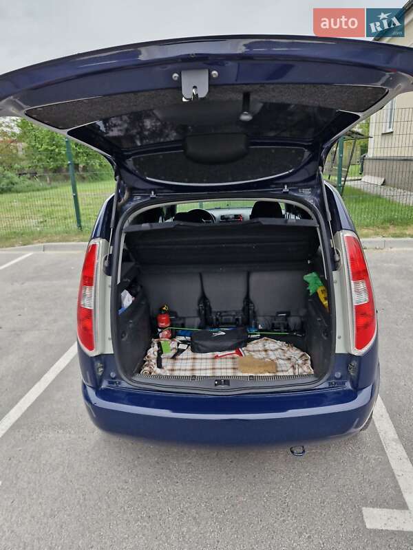 Мікровен Skoda Roomster 2012 в Львові