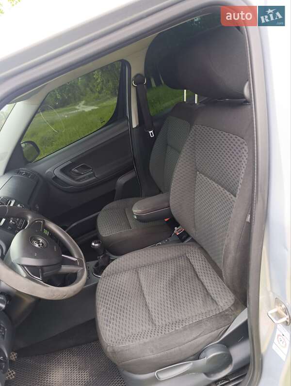 Мікровен Skoda Roomster 2014 в Дніпрі