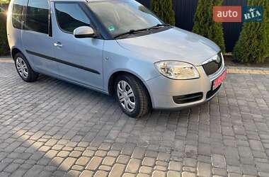 Микровэн Skoda Roomster 2009 в 