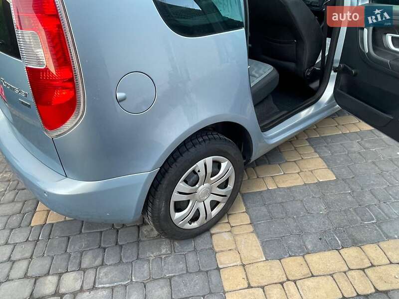 Мікровен Skoda Roomster 2009 в Любомлі