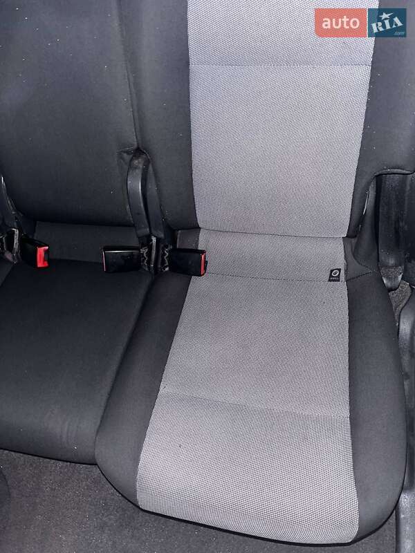 Микровэн Skoda Roomster 2009 в Львове