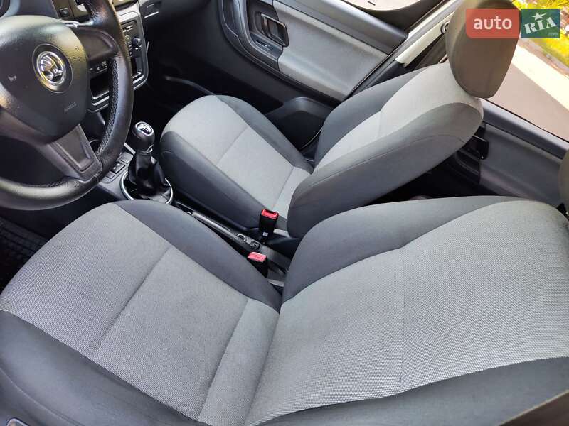 Микровэн Skoda Roomster 2013 в Белой Церкви
