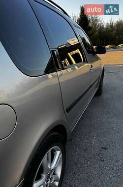 Микровэн Skoda Roomster 2007 в 