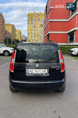 Микровэн Skoda Roomster 2008 в 
