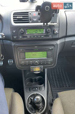 Микровэн Skoda Roomster 2008 в 