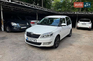 Микровэн Skoda Roomster 2011 в 