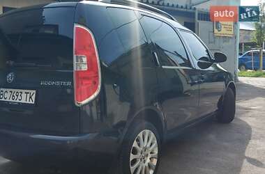 Микровэн Skoda Roomster 2015 в 