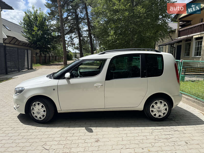Микровэн Skoda Roomster 2013 в Львове