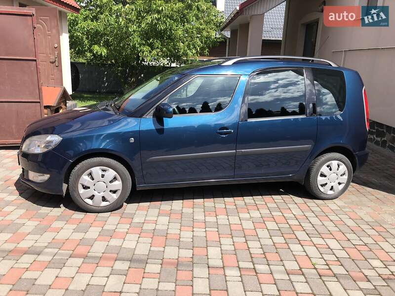 Микровэн Skoda Roomster 2012 в Ровно