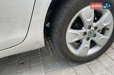 Микровэн Skoda Roomster 2008 в 