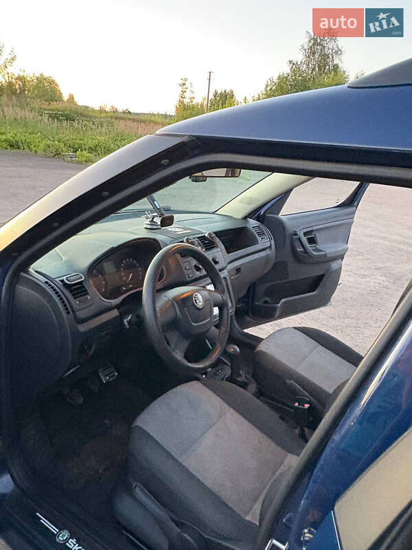 Мікровен Skoda Roomster 2010 в Львові