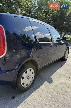 Микровэн Skoda Roomster 2009 в 