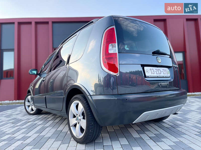 Микровэн Skoda Roomster 2008 в Львове