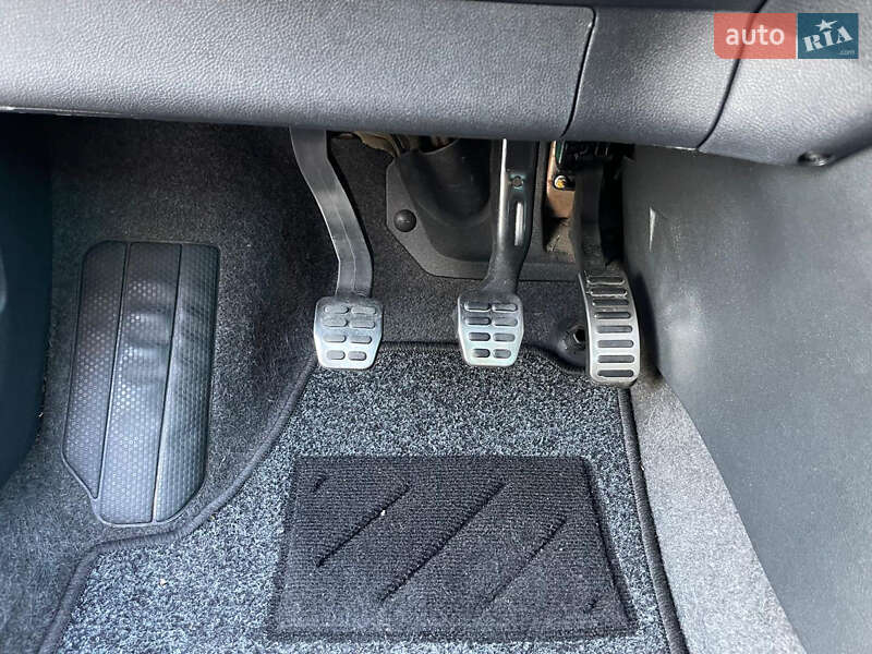 Микровэн Skoda Roomster 2008 в Львове
