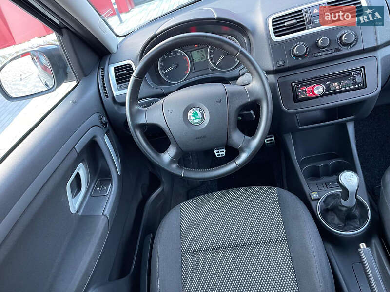 Микровэн Skoda Roomster 2008 в Львове