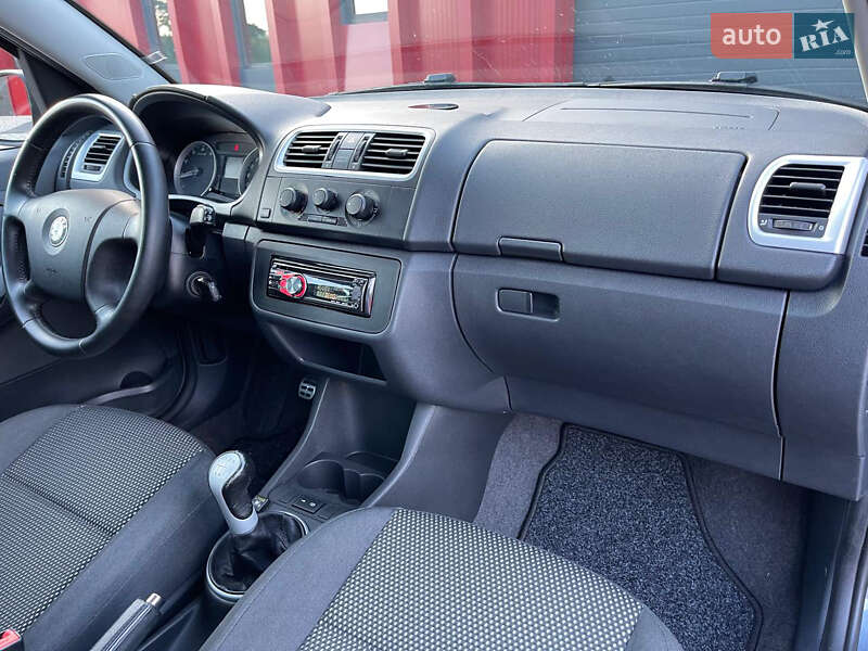 Микровэн Skoda Roomster 2008 в Львове