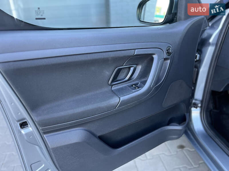 Микровэн Skoda Roomster 2013 в Луцке