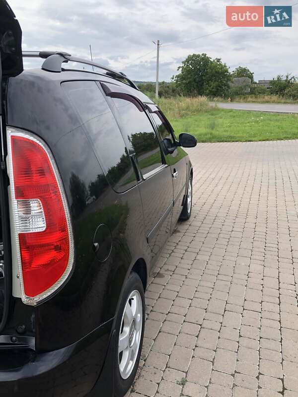 Микровэн Skoda Roomster 2007 в Николаеве