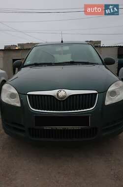 Микровэн Skoda Roomster 2006 в Изюме