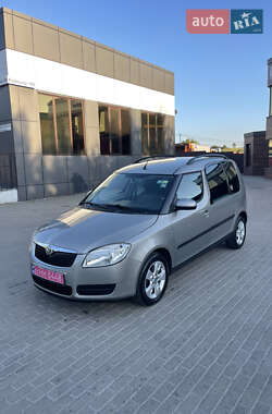 Микровэн Skoda Roomster 2009 в Ровно