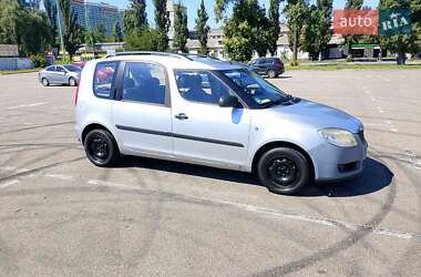 Микровэн Skoda Roomster 2009 в Киеве