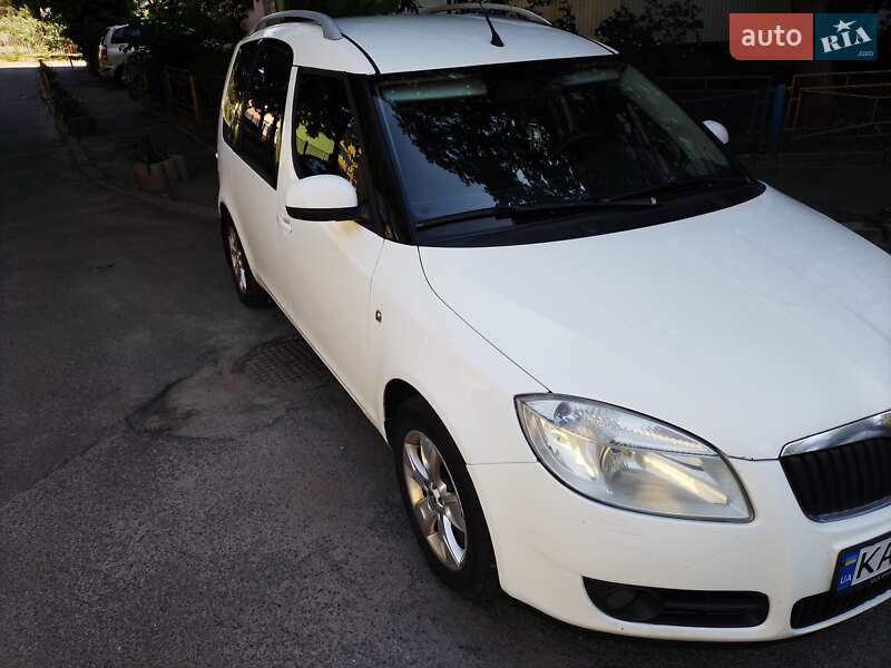 Микровэн Skoda Roomster 2008 в Киеве