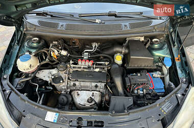 Микровэн Skoda Roomster 2010 в Львове