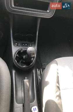 Микровэн Skoda Roomster 2013 в 