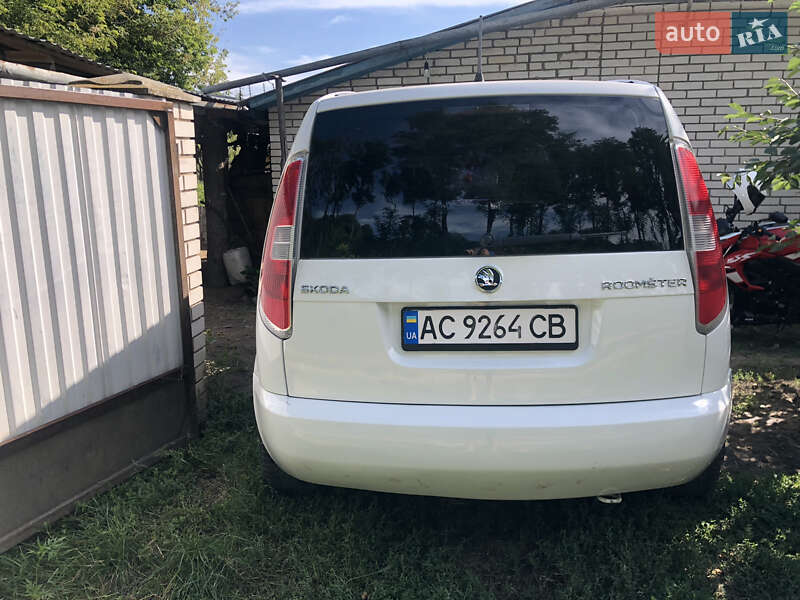 Микровэн Skoda Roomster 2013 в Теплике