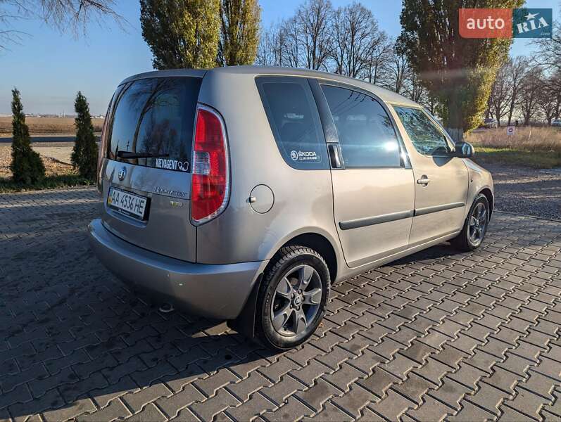Микровэн Skoda Roomster 2008 в Киеве
