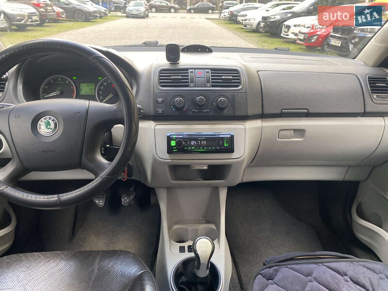 Микровэн Skoda Roomster 2007 в Львове фото 11 Микровэн Skoda Roomster 2007 в Львове