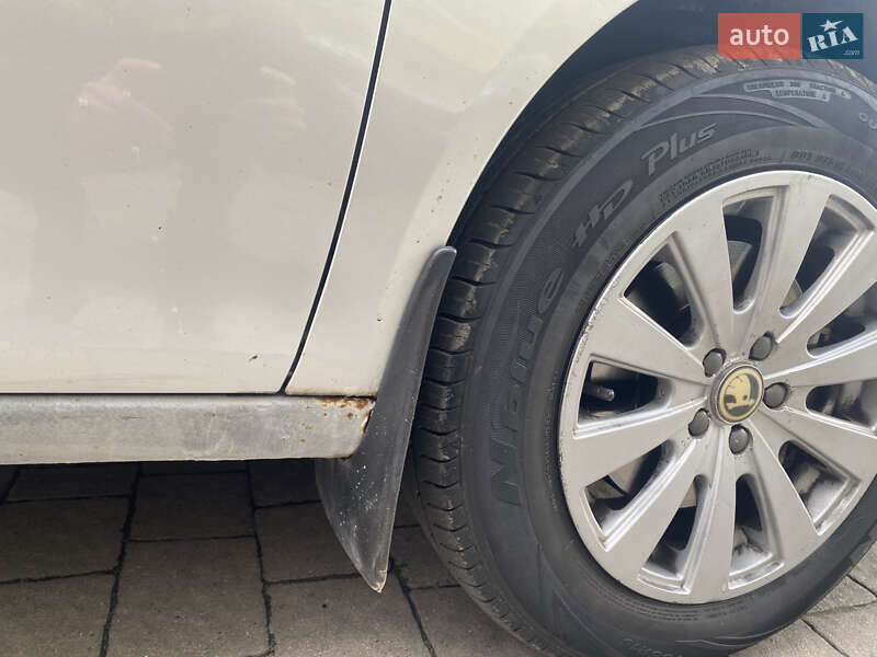 Микровэн Skoda Roomster 2007 в Львове фото 25 Микровэн Skoda Roomster 2007 в Львове