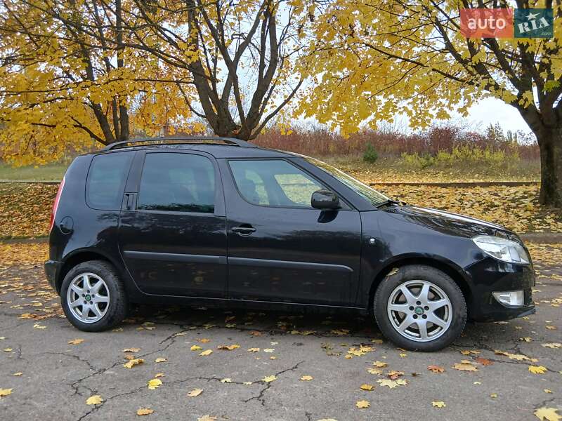 Микровэн Skoda Roomster 2011 в Ровно фото 4 Микровэн Skoda Roomster 2011 в Ровно