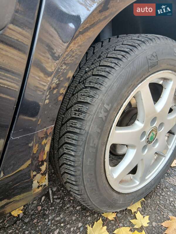 Микровэн Skoda Roomster 2011 в Ровно фото 21 Микровэн Skoda Roomster 2011 в Ровно