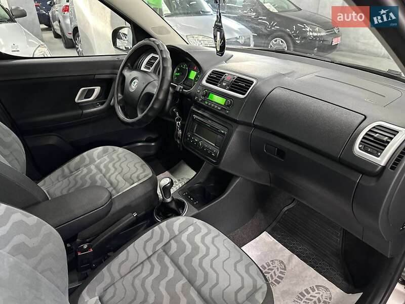 Микровэн Skoda Roomster 2008 в Каменском фото 18 Микровэн Skoda Roomster 2008 в Каменском