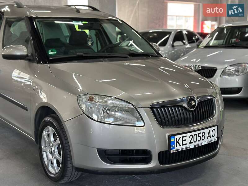 Микровэн Skoda Roomster 2008 в Каменском фото 9 Микровэн Skoda Roomster 2008 в Каменском