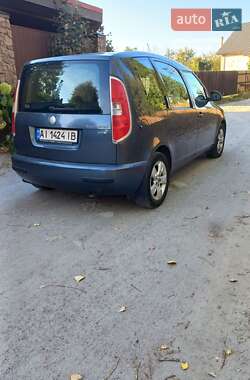 Микровэн Skoda Roomster 2008 в 