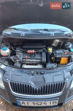 Микровэн Skoda Roomster 2008 в 