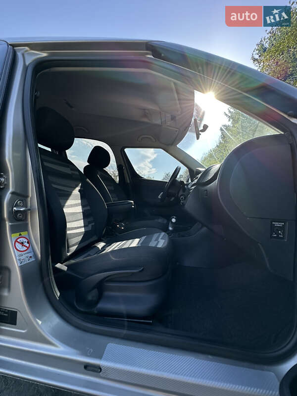 Микровэн Skoda Roomster 2006 в Хмельницком фото 15 Микровэн Skoda Roomster 2006 в Хмельницком