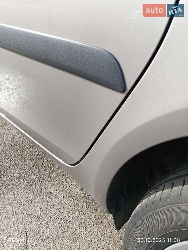 Микровэн Skoda Roomster 2006 в Шостке фото 26 Микровэн Skoda Roomster 2006 в Шостке