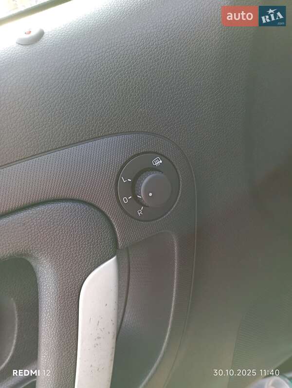 Микровэн Skoda Roomster 2006 в Шостке фото 39 Микровэн Skoda Roomster 2006 в Шостке