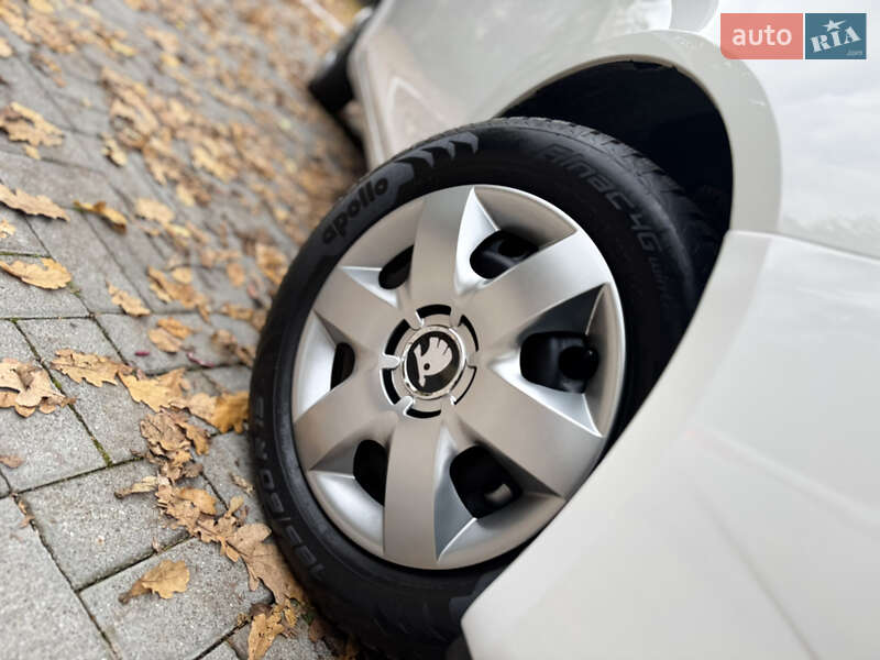 Микровэн Skoda Roomster 2007 в Дрогобыче фото 10 Микровэн Skoda Roomster 2007 в Дрогобыче