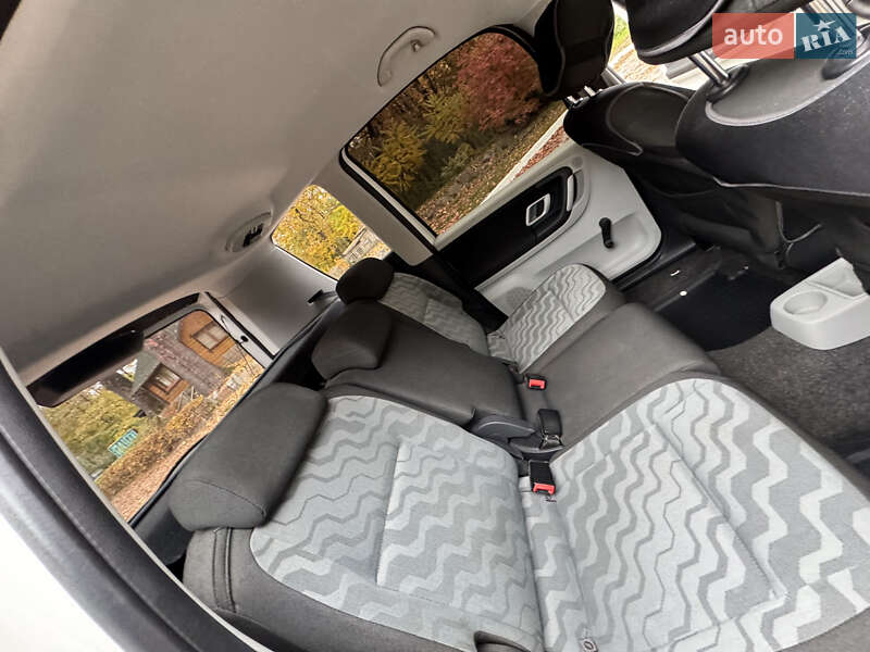 Микровэн Skoda Roomster 2007 в Дрогобыче фото 64 Микровэн Skoda Roomster 2007 в Дрогобыче