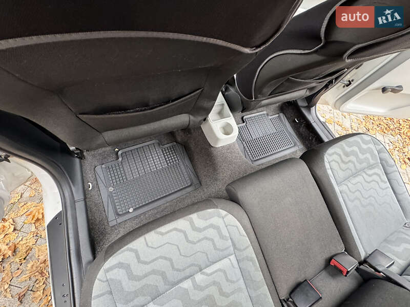 Микровэн Skoda Roomster 2007 в Дрогобыче фото 72 Микровэн Skoda Roomster 2007 в Дрогобыче