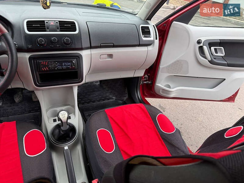 Микровэн Skoda Roomster 2006 в Харькове