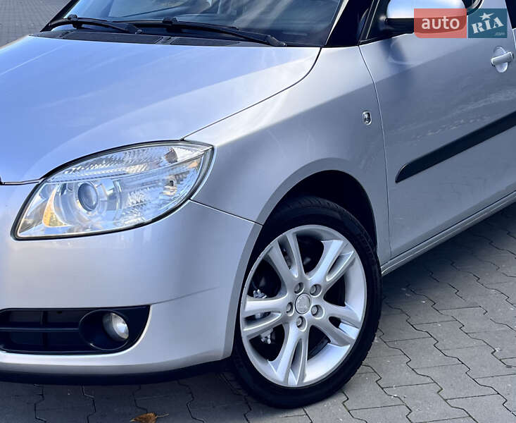 Микровэн Skoda Roomster 2007 в Белой Церкви