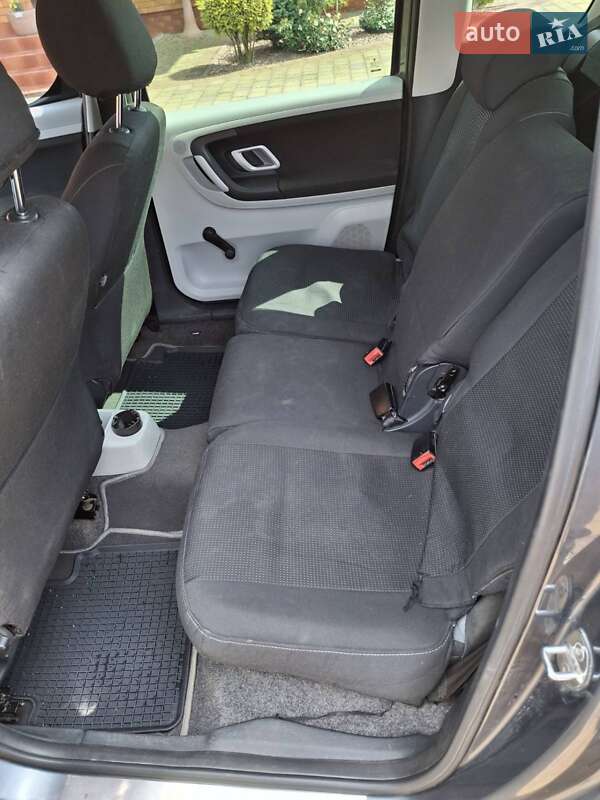 Микровэн Skoda Roomster 2007 в Городке
