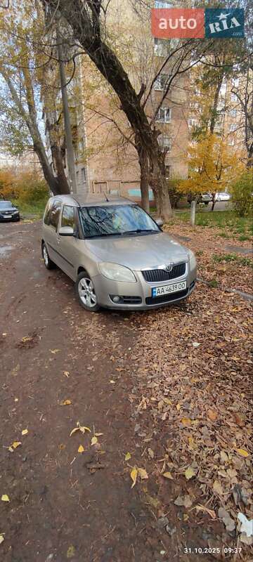 Микровэн Skoda Roomster 2008 в Киеве